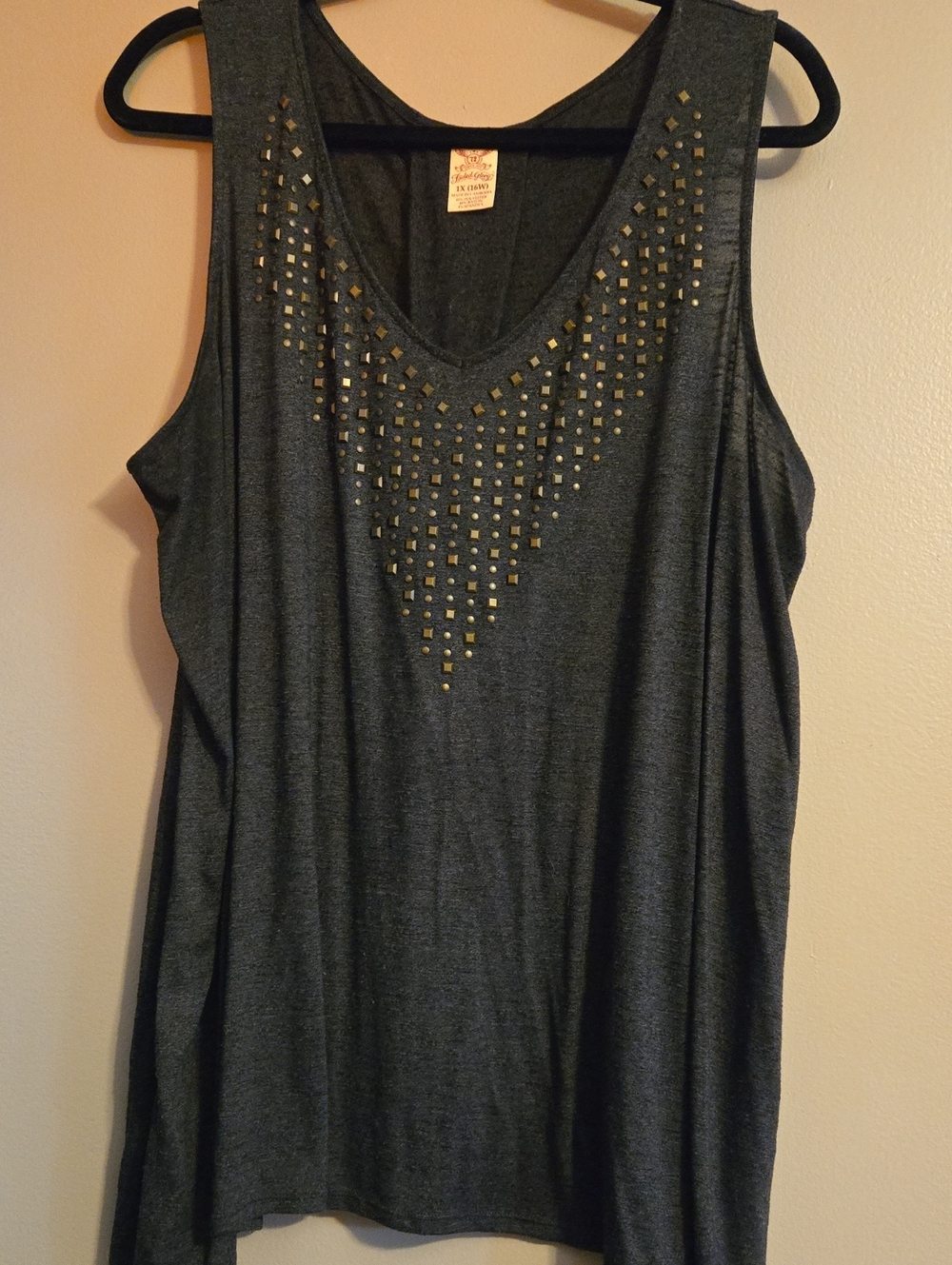Faded Glory Dark Gray Sleeveless V-Neck Tank with Gold Studs